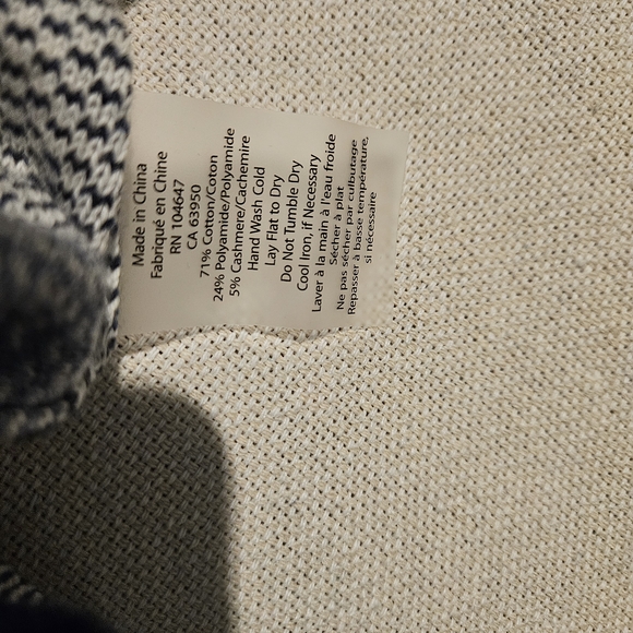 Kinross Women's Black and Gray Striped Sweater - Picture 4 of 8